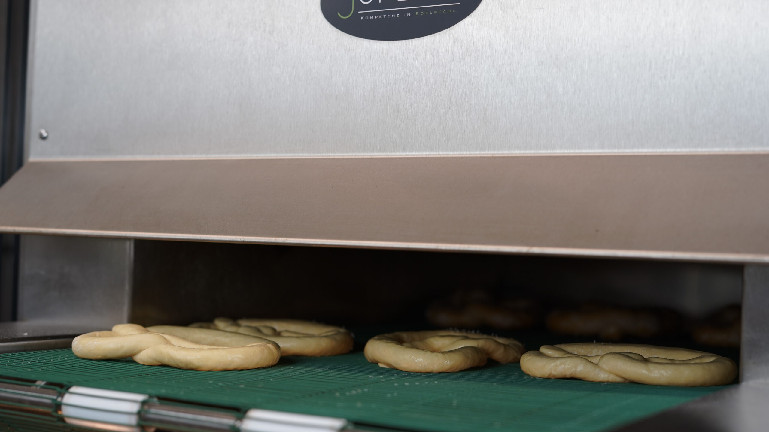 Jufeba – PRÄZISION IN EDELSTAHL